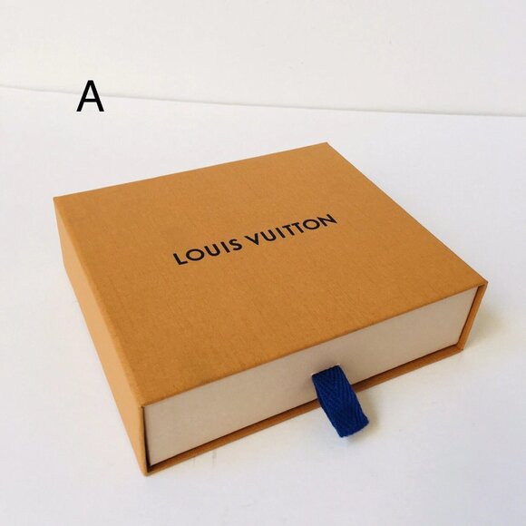 Louis Vuitton Boxes, Bags and Ribbons in Small, Medium, Large sizes (Authentic) - Picture 3 of 11